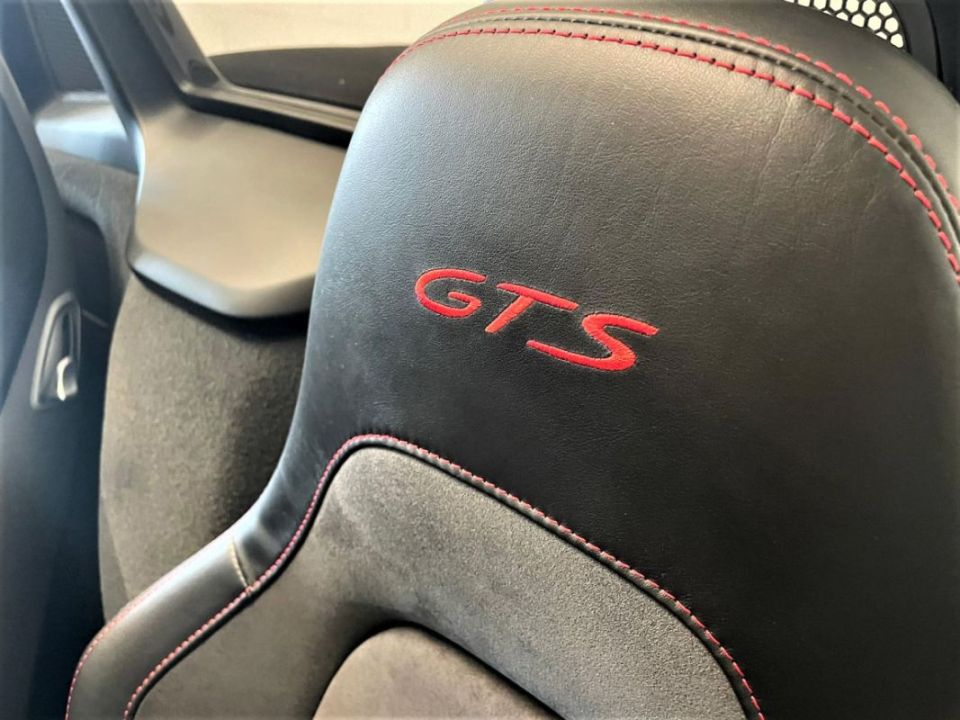 PORSCHE 718 BOXSTER 2.5i GTS 365 ch PDK - Une Fusion de Puissance et d'Élégance - image 22