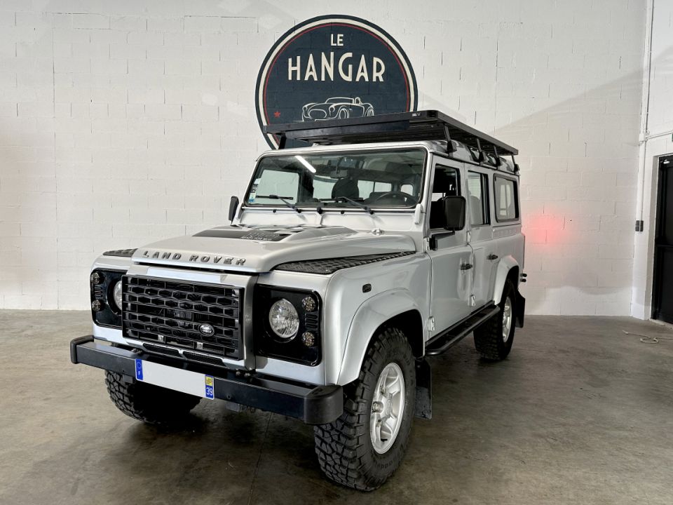 LAND ROVER DEFENDER 2.4 TD4 110 S - L'Aventure Authentique en Toute Simplicité - image 0