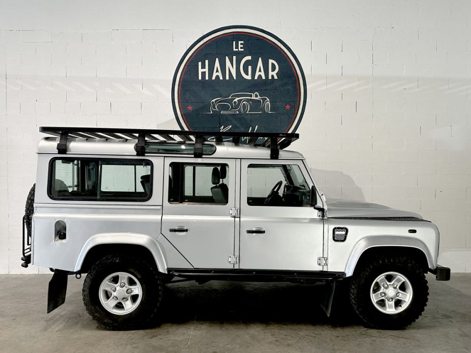 LAND ROVER DEFENDER 2.4 TD4 110 S - L'Aventure Authentique en Toute Simplicité - image 10