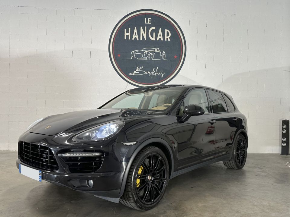 Exclusivité Porsche Cayenne Turbo V8 4.8 500ch Tiptronic S 25th Anniversaire - Puissance et Élégance Intenses - 41 990 € - image 0