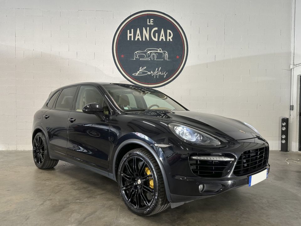 Exclusivité Porsche Cayenne Turbo V8 4.8 500ch Tiptronic S 25th Anniversaire - Puissance et Élégance Intenses - 41 990 € - image 12