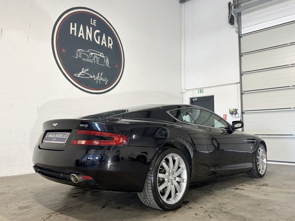 Explorez l'Exclusivité avec l'ASTON MARTIN DB9 Coupé V12 6.0 455ch BVA6 - 66 990 € - image 18