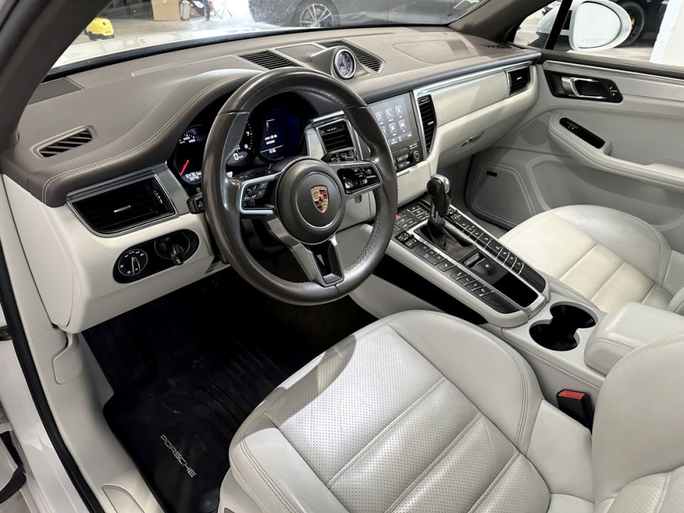 Porsche Macan GTS V6 3.6 360ch PDK7 : Puissance et Confort au Rendez-vous - 59 990 € - image 1