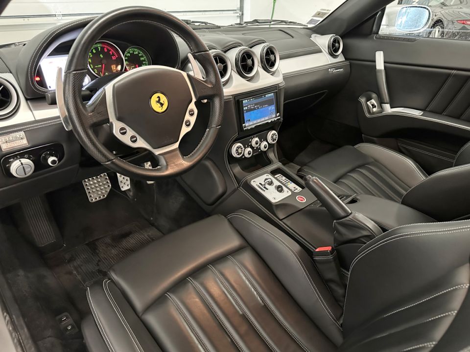 FERRARI 612 Scaglietti V12 5.7 540ch F1 – Élégance et puissance italienne - 89 990 € - image 1