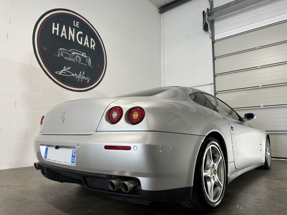 FERRARI 612 Scaglietti V12 5.7 540ch F1 – Élégance et puissance italienne - 89 990 € - image 20