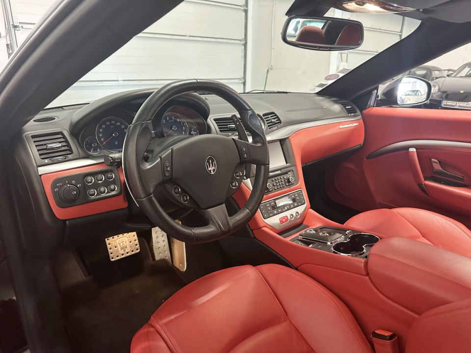 Maserati GranTurismo S V8 4.7 460ch BVA6 : Élégance et Puissance à l’Italienne - 89 990 € - image 1