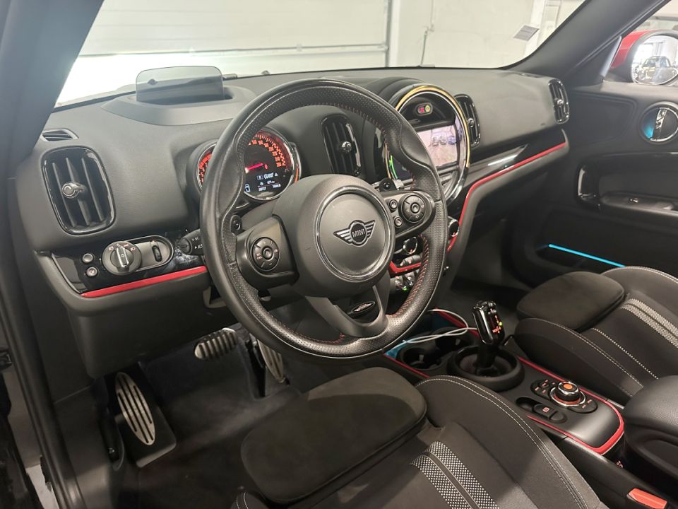 MINI Countryman F60 JCW Ultimate 2.0 306ch BVA8, SUV puissant et raffiné - 38 990 € - image 1