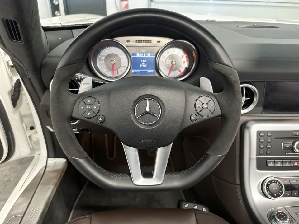 Mercedes SLS 63 AMG Roadster V8 6.2 – Puissance et Raffinement en Plein Air - 179 990 € - image 9