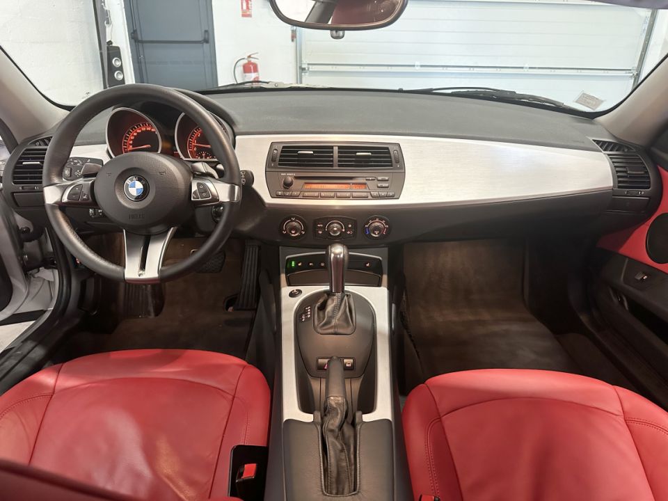 BMW Z4 Coupe E86 3.0 SI 265ch BVA6 Steptronic – Performance et Élégance - 26 990 € - image 7