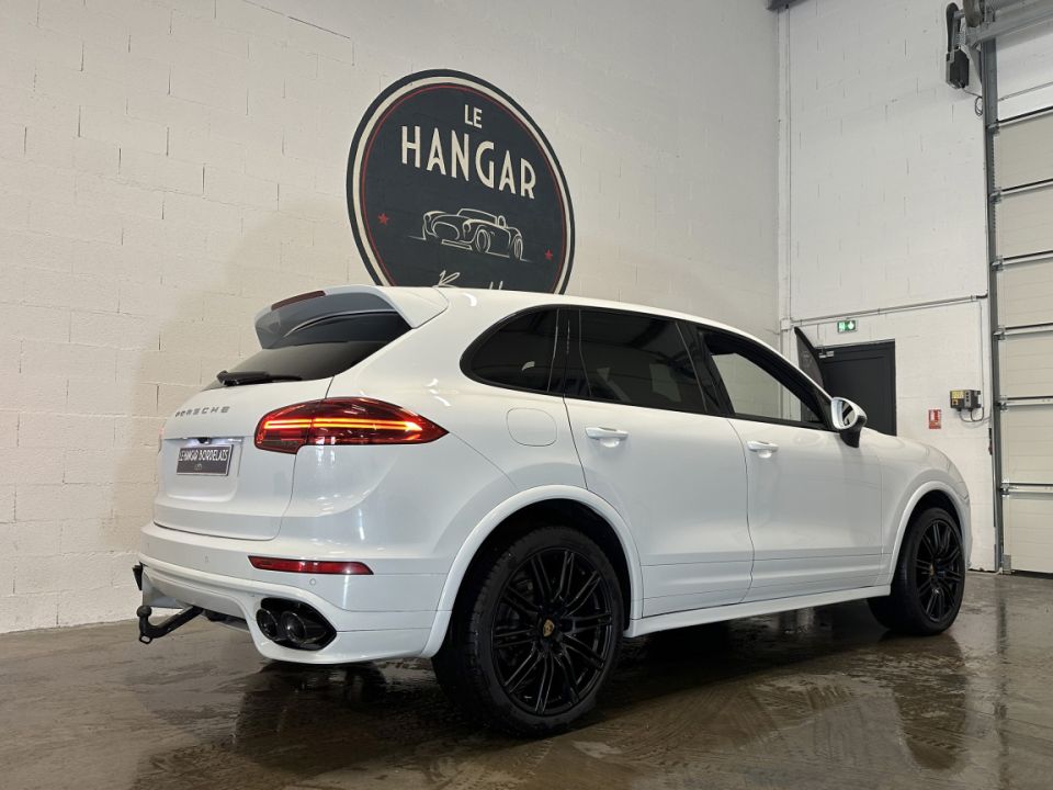 Porsche Cayenne S Diesel V8 4.2 385ch Tiptronic S - SUV haut de gamme - 46 990 € - image 19