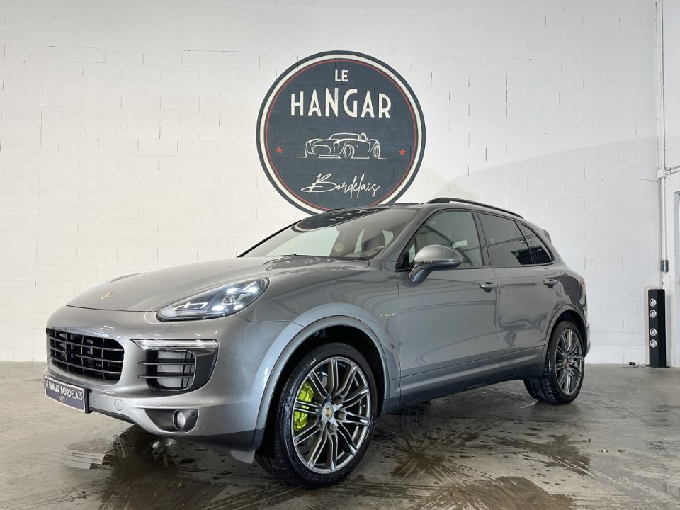 PORSCHE CAYENNE S E-HYBRID V6 3.0 416ch Tiptronic8 - SUV haut de gamme, performance et confort - 54 990 € - image 0