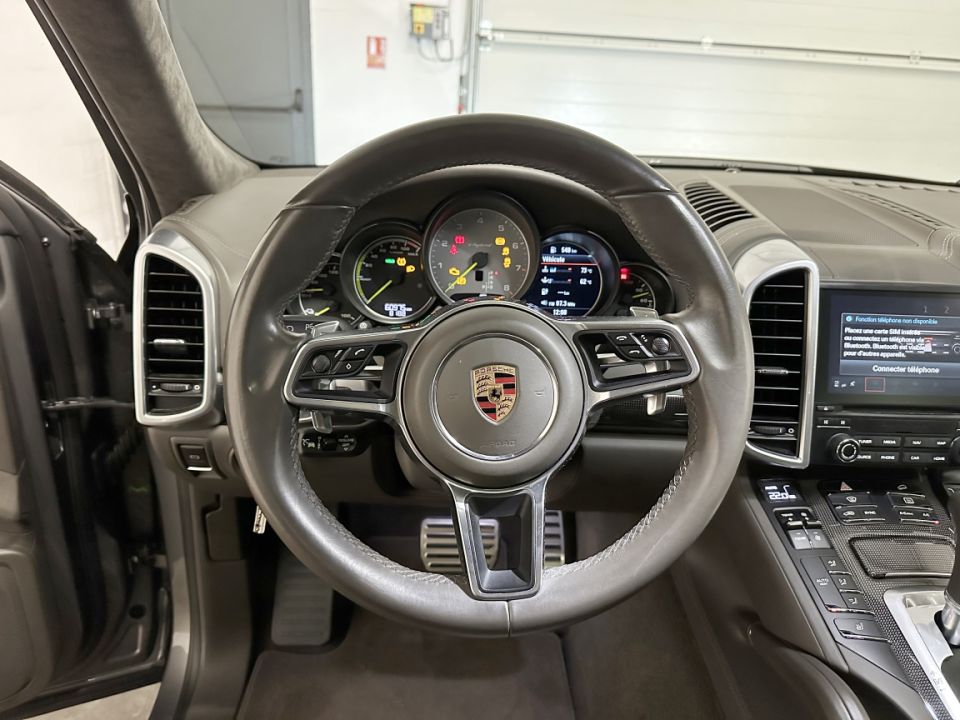 PORSCHE CAYENNE S E-HYBRID V6 3.0 416ch Tiptronic8 - SUV haut de gamme, performance et confort - 54 990 € - image 13