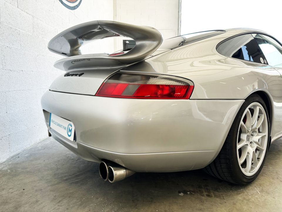 PORSCHE 911 Type 996 Carrera 4 Pack GT3 3.4 300ch BVM 6 - Une Fusion de Puissance et d'Élégance - image 17