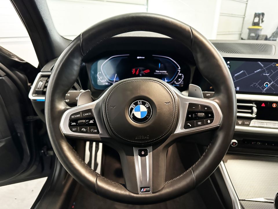 BMW SERIE 3 330e M Sport BVA8 - Élégance, Puissance et Technologie Intégrées - image 11