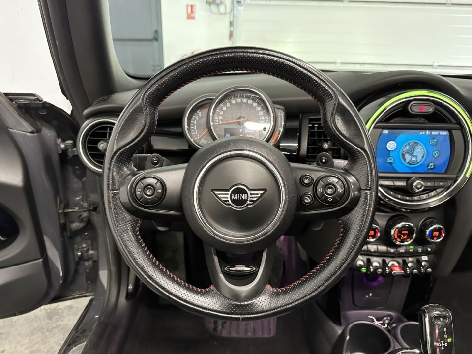 MINI Cooper S Cabriolet 2.0 192ch BVA7 - Une Fusion Élégante de Puissance et de Style - image 9