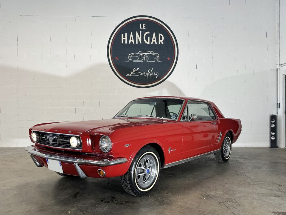 Ford Mustang 289 CI V8 4.7 271ch BVA3 - Coupé Rouge Iconique de 1966 avec Garantie - image 0