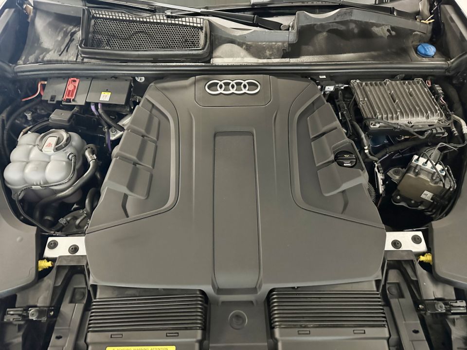 Découvrez l'AUDI Q8 50 TDI V6 3.0 286ch Quattro S-Line Tiptronic 8 - Performances et Élégance Redéfinies - image 24