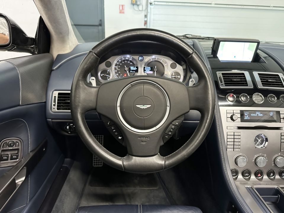 Aston Martin DB9 Volante V12 5.9 450ch Touchtronic 2 à Vendre - image 11