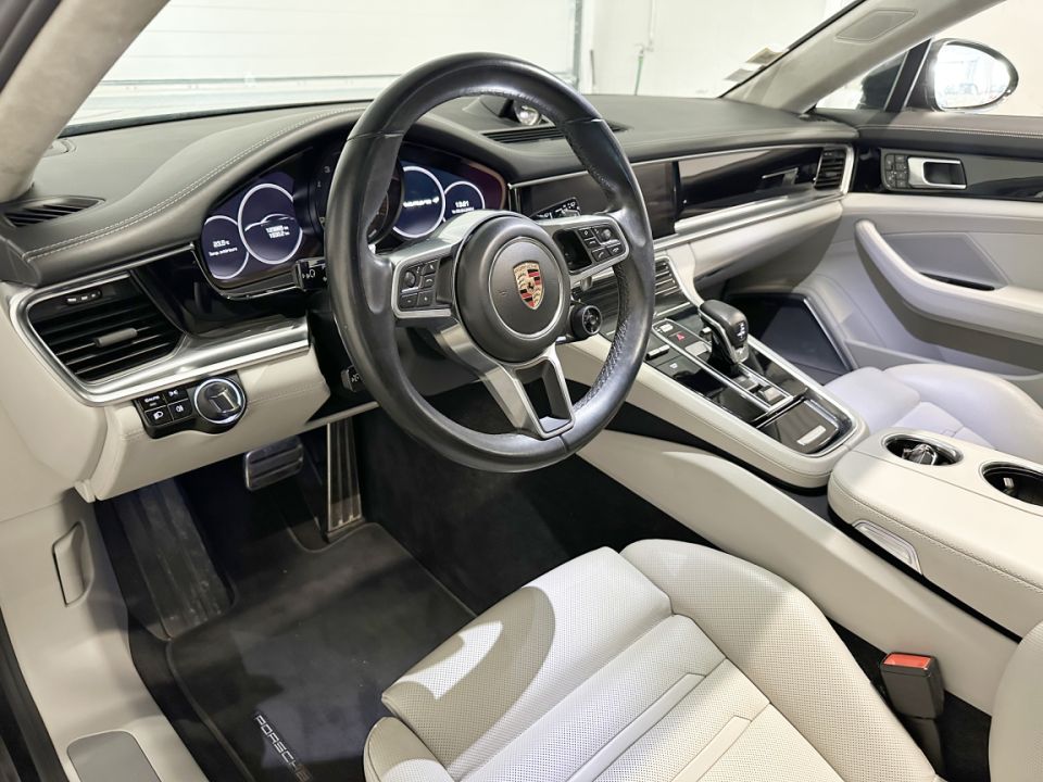 PORSCHE PANAMERA 4 E-HYBRID V6 2.9 462ch PDK7 - Élégance et Puissance Électrifiée - image 1