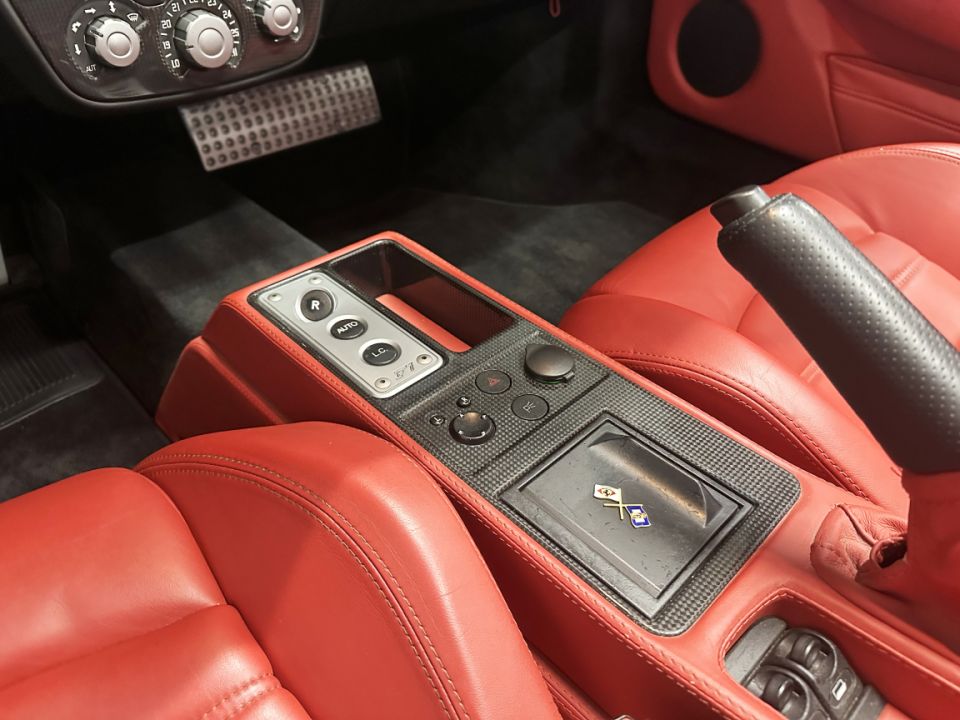 Ferrari F430 Spider V8 490ch F1 : Performance et Élégance Cabriolet - image 17