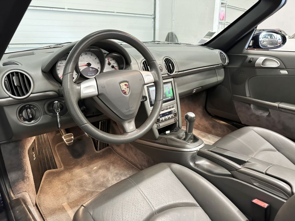 PORSCHE BOXSTER S Type 987 3.4 295ch BVM6 - Cabriolet d'exception - 32 990 € - image 1