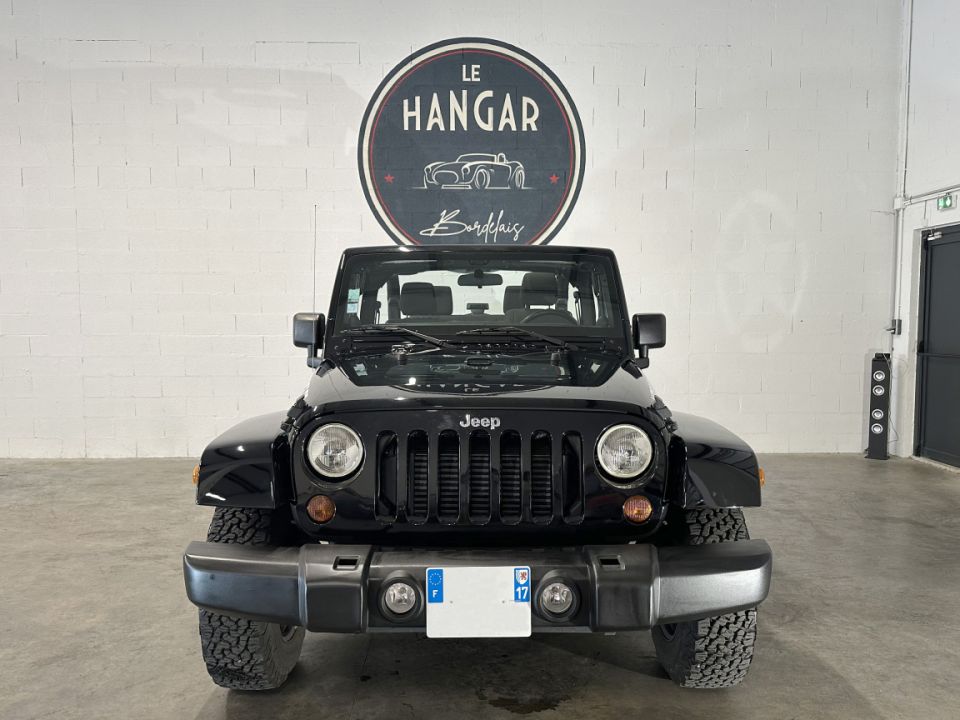 Jeep Wrangler 2.8 CRD 200ch Sport BVA6, l'aventure sur tous les terrains - image 14