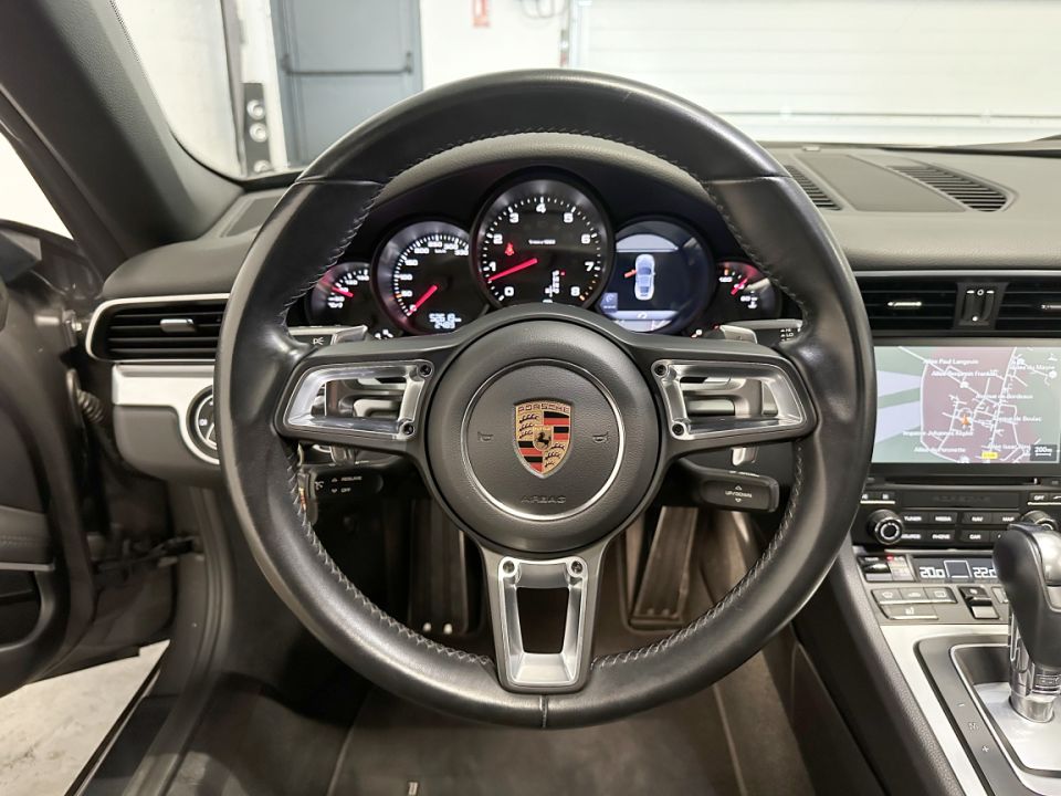 PORSCHE 911 Carrera Coupé Type 991.2 : Performance et Élégance en Gris Quartz Métallisé - image 11