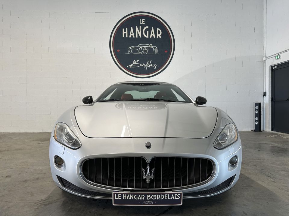 Maserati Granturismo V8 : Performance et Élégance Intemporelle - image 14