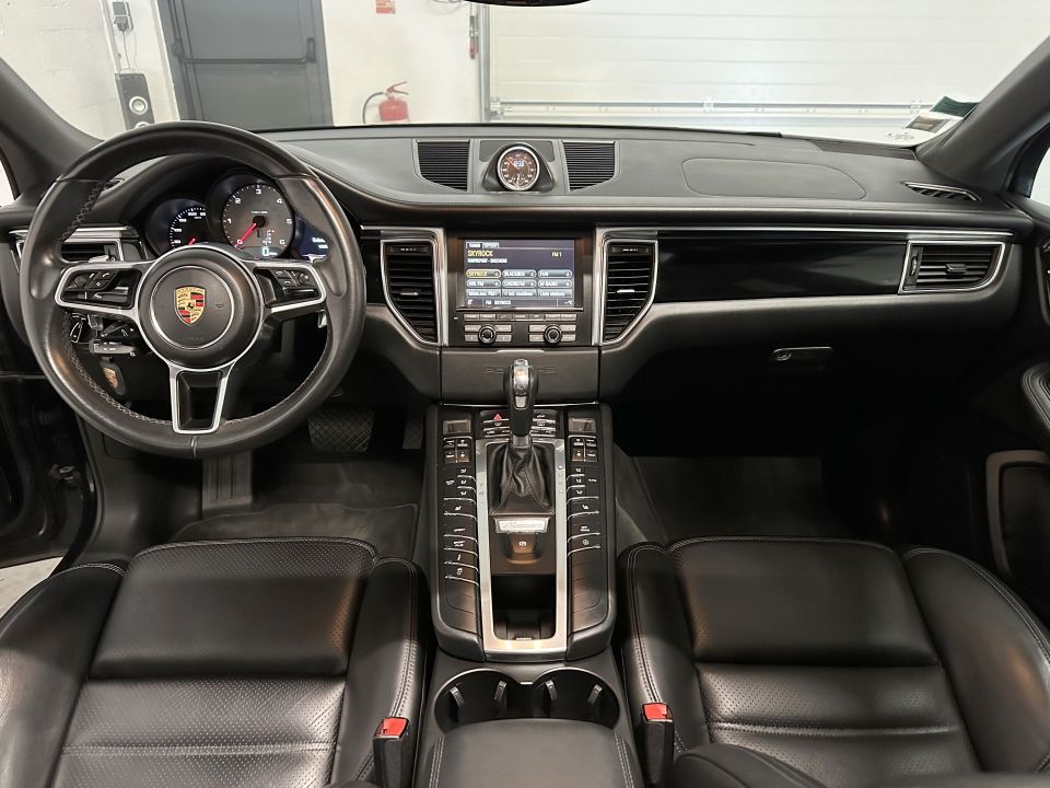 PORSCHE MACAN S Diesel V6 3.0 258ch PDK7 - Le Hangar Bordelais - image 11